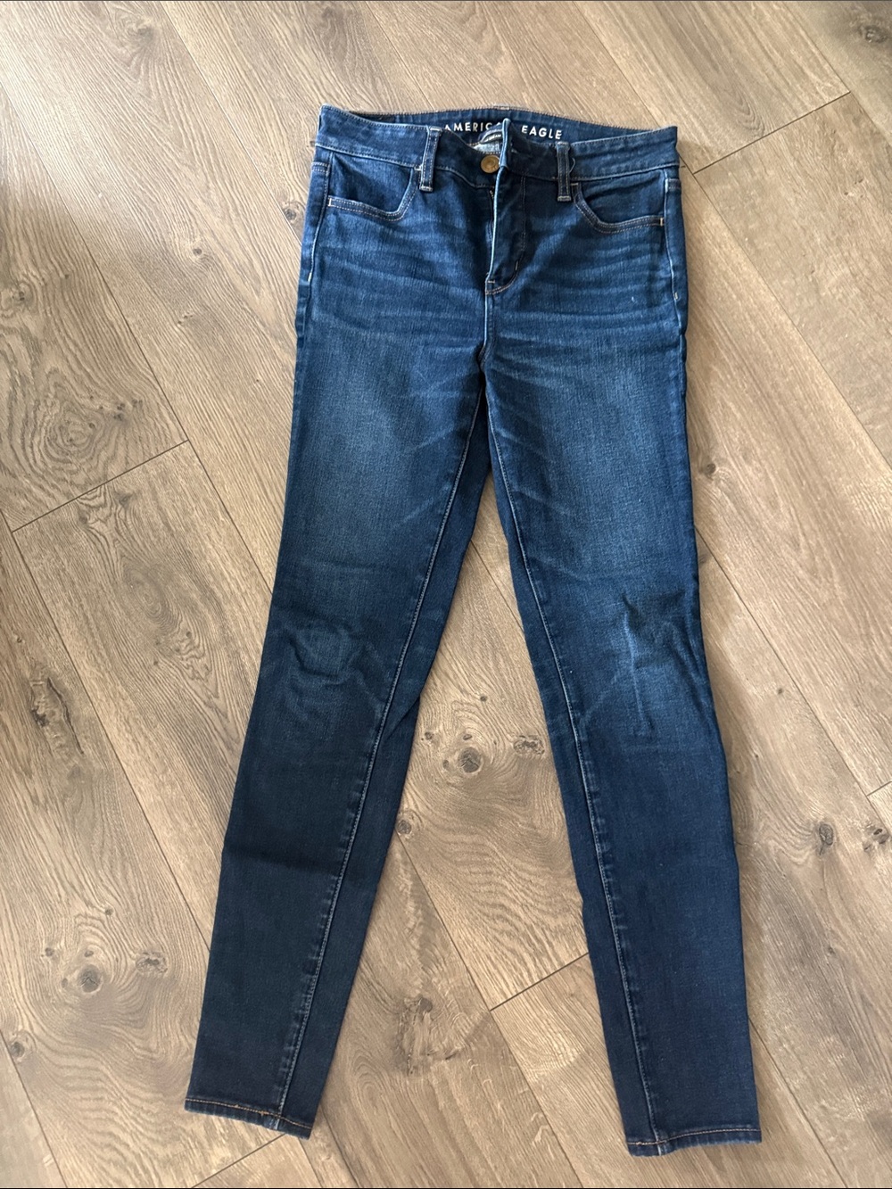 American Eagle Outfitters Women’s Dark Indigo Skinny Jeans